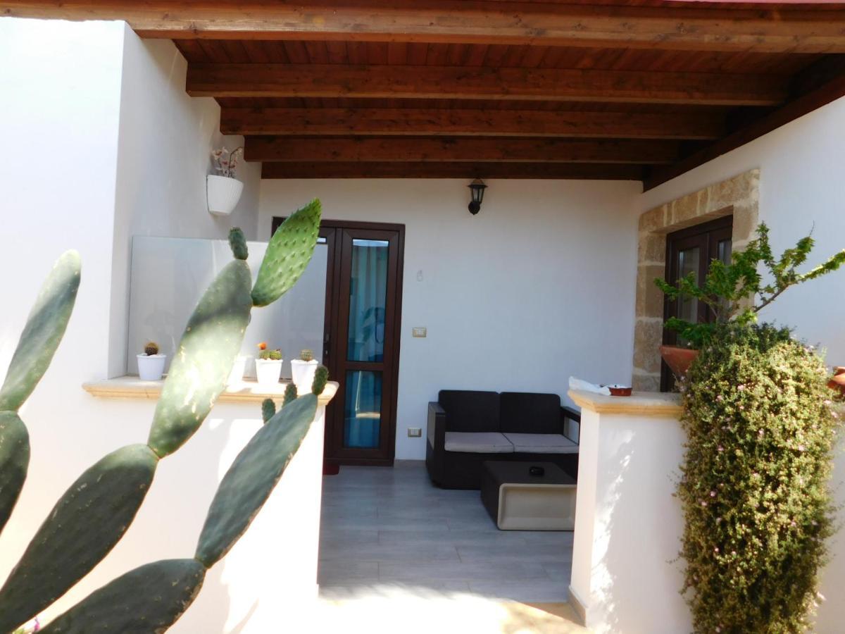 Villa Raggio Di Sole Parcheggio Privato Porto Cesareo Bagian luar foto