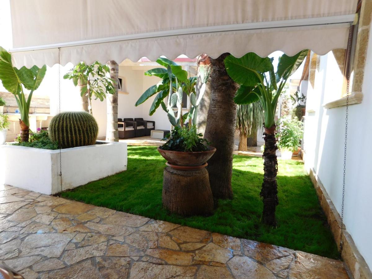 Villa Raggio Di Sole Parcheggio Privato Porto Cesareo Bagian luar foto