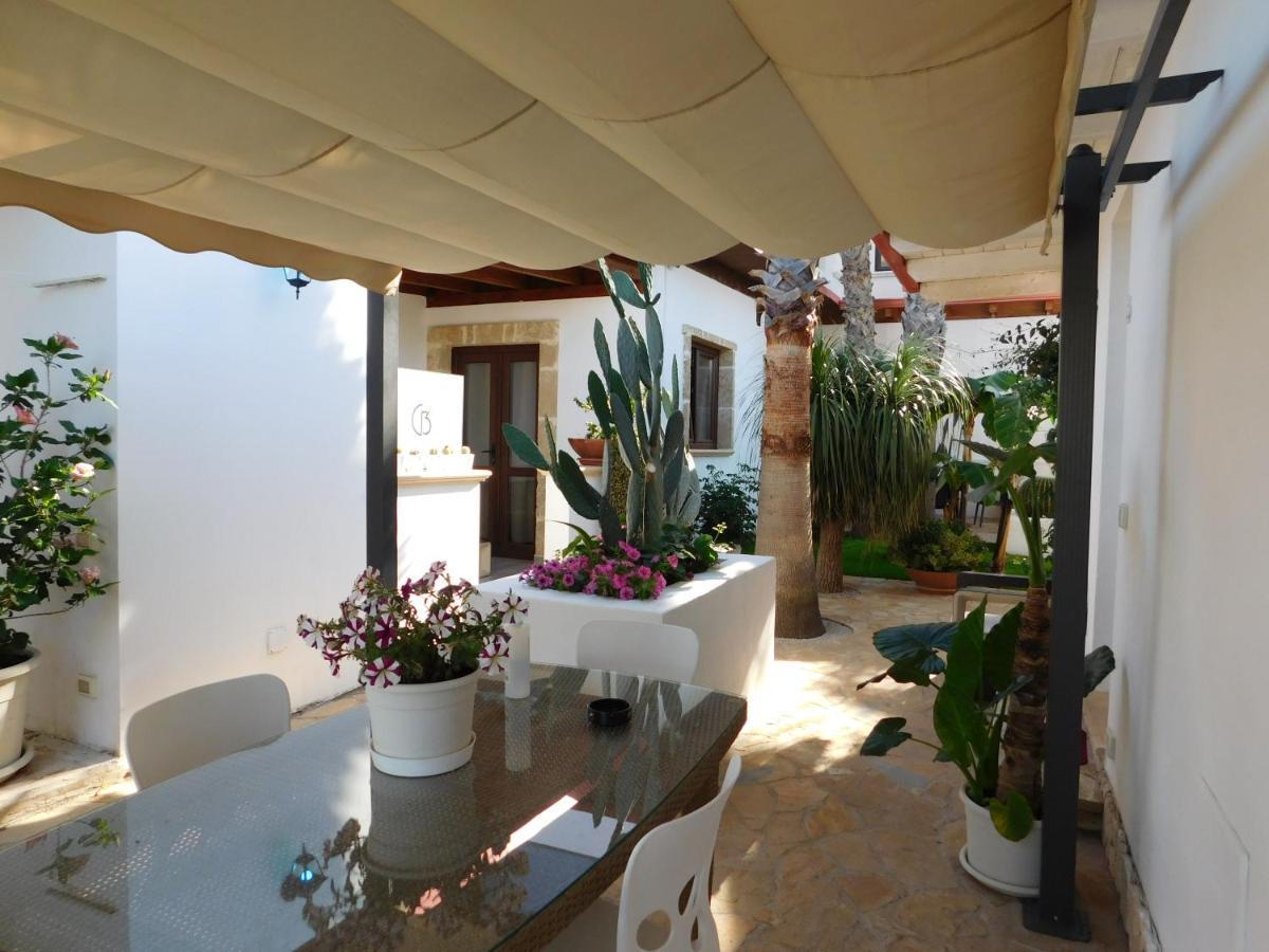 Villa Raggio Di Sole Parcheggio Privato Porto Cesareo Bagian luar foto