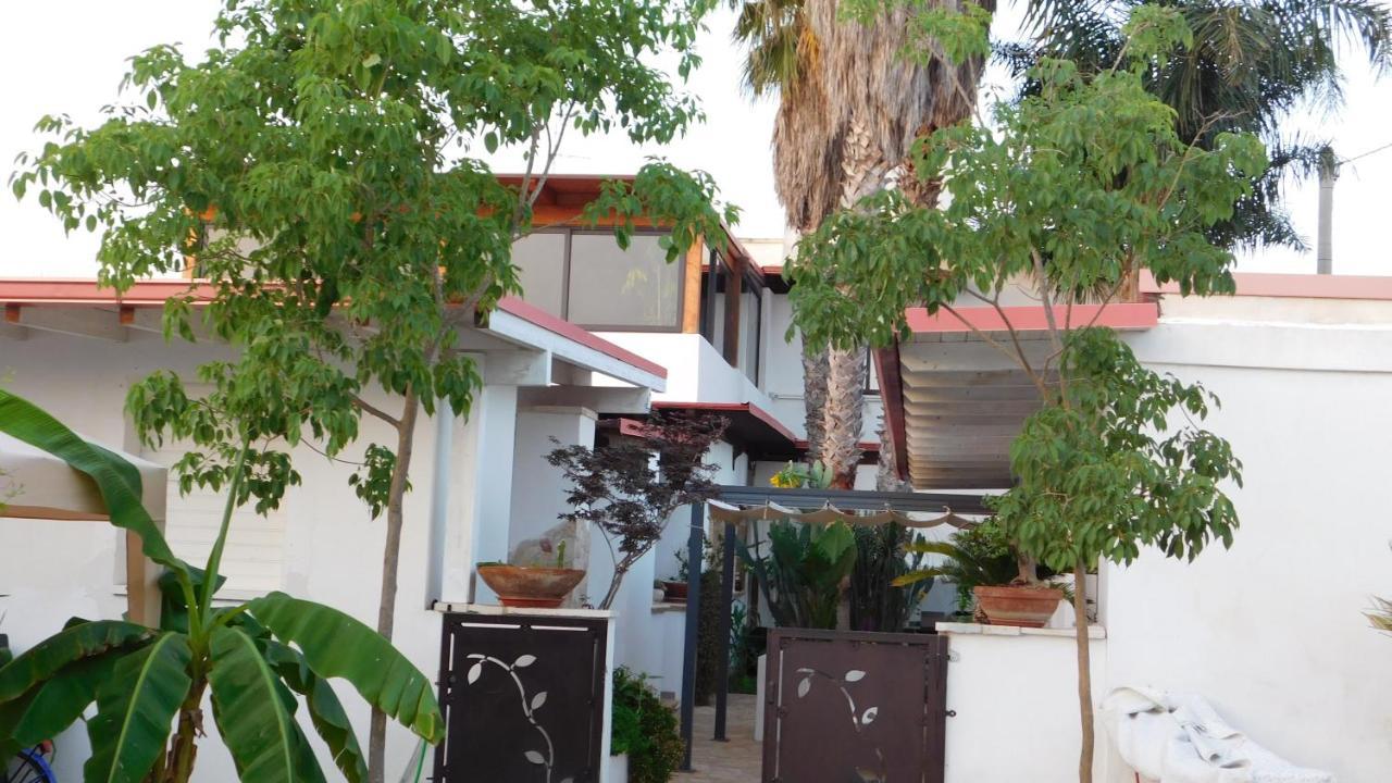 Villa Raggio Di Sole Parcheggio Privato Porto Cesareo Bagian luar foto